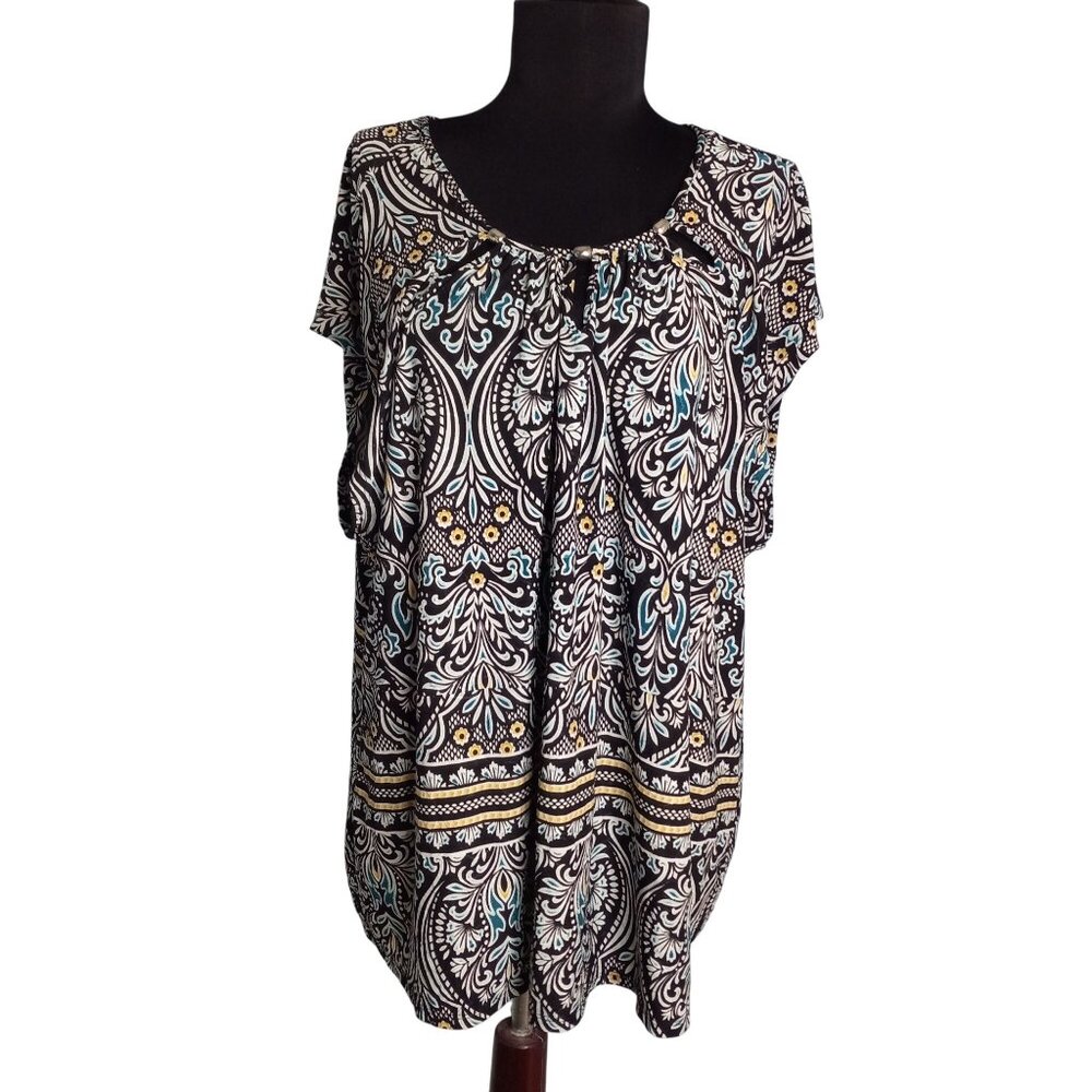 Carmen Marc Valvo Size 2X Tunic Top Womens Black Floral Short Sleeve Relaxed Fit